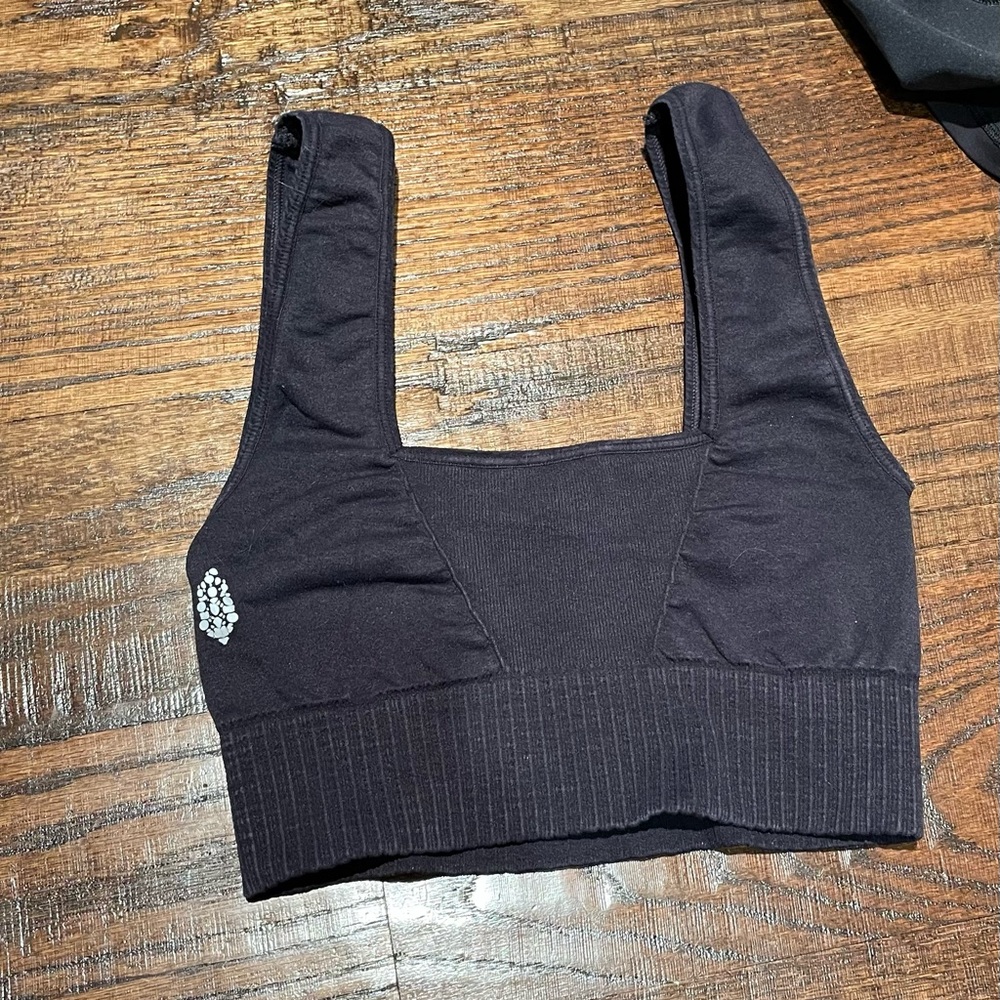 Square neck good karma bra (free people XS/S)
